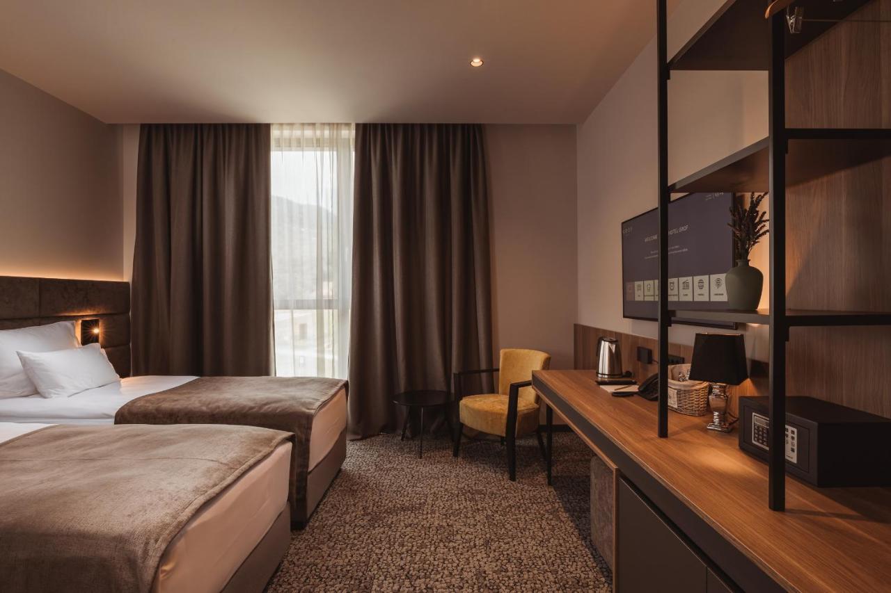 Hotel Grof Vransko Kültér fotó