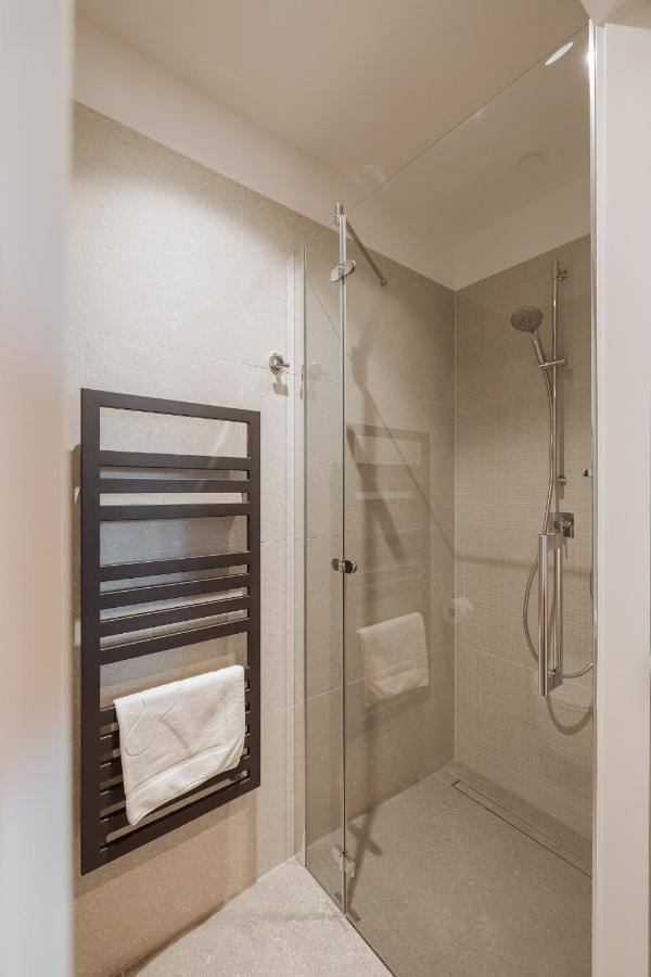 Hotel Grof Vransko Kültér fotó