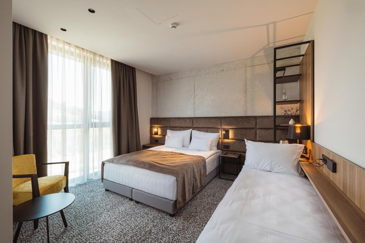 Hotel Grof Vransko Kültér fotó